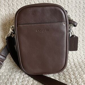 Coach Leather Messenger Crossbody Hitch F2461-CW451